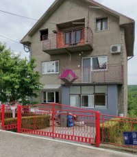 Nekretnina: Resnik, Goli Breg, horizontala kuće sprat+ptk,161m2, plac 667m2 ID#1625