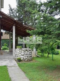 Nekretnina: Kuća sa velikim dvorištem ID#133657