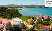 Nekretnina: Prodaje se dvosoban stan prva linija do mora Tivat