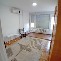Nekretnina: Voždovac-Crkva, izdavanje, 5.0, renoviran, namešten ID#10667
