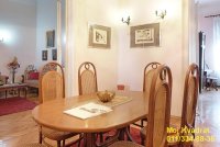 Nekretnina: Zemun, centar (Magistratski trg) - Gospodska, 170m2