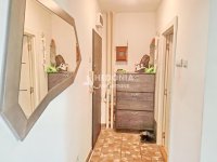 Nekretnina: Braće Jerković, 2.5, renoviran, dvostran, svetao ID#10700