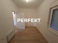 Nekretnina: Centar, novogradnja, trosoban, 97m2,  III, lift
