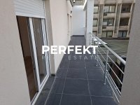 Nekretnina: Centar, trosoban, 87m2, III, lift
