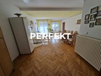 Nekretnina: Centar, trosoban, 81m2, II, eg