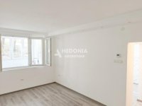 Nekretnina: Karaburma, 1.0, renoviran, adaptibilan, prazan ID#10731